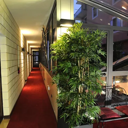 Nocleg ze śniadaniem Santacroce 4*