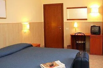 Bed and Breakfast Santacroce Σαν Τζιοβάνι Ροτόντο